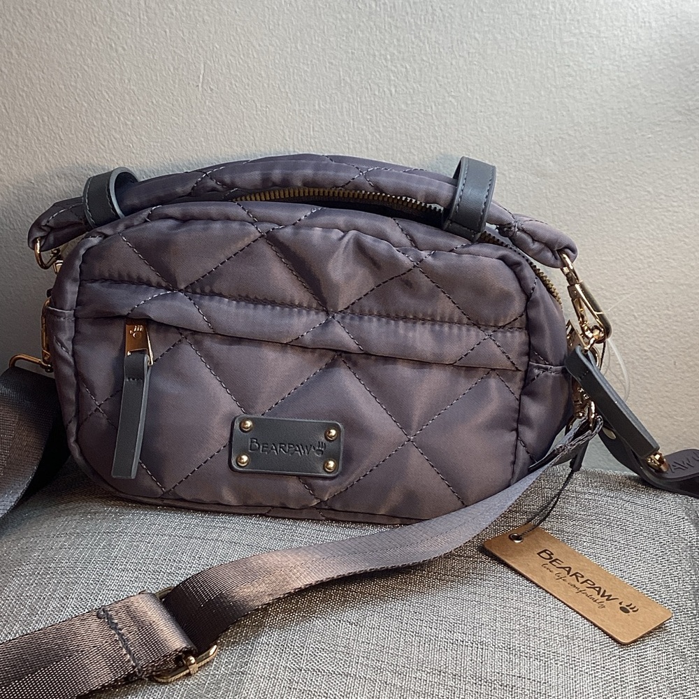 Bearpaw quilted gray crossbody